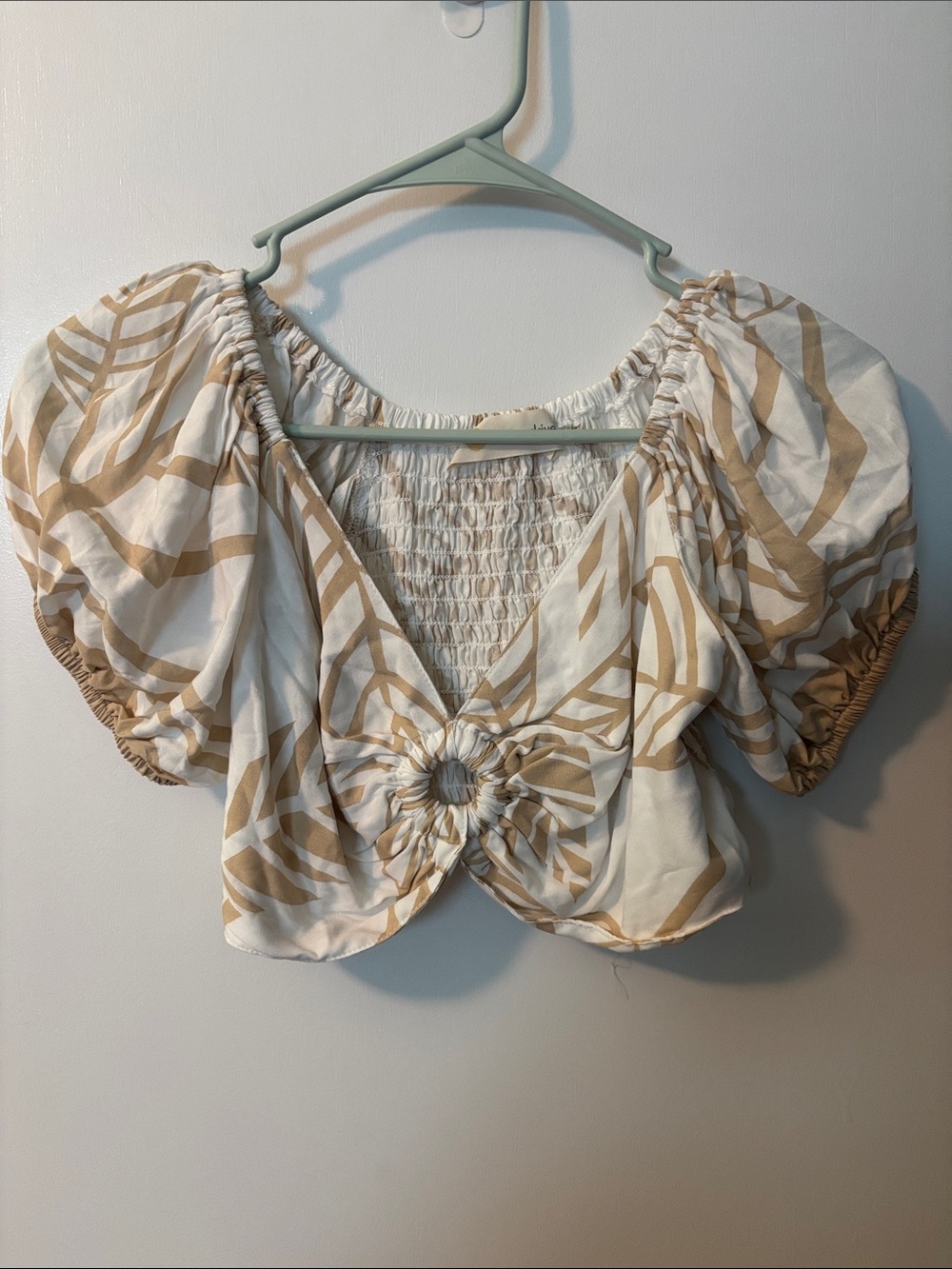 Coastal New England EuroSummer Ocean Drive Puff Sleeve Crop Top Medium